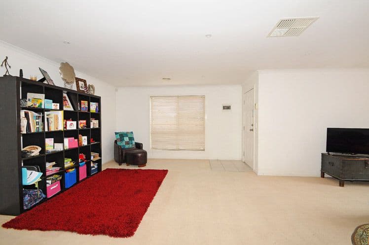 24 Robinia Street, Frankston VIC 3199, Frankston - Thumbnail 6
