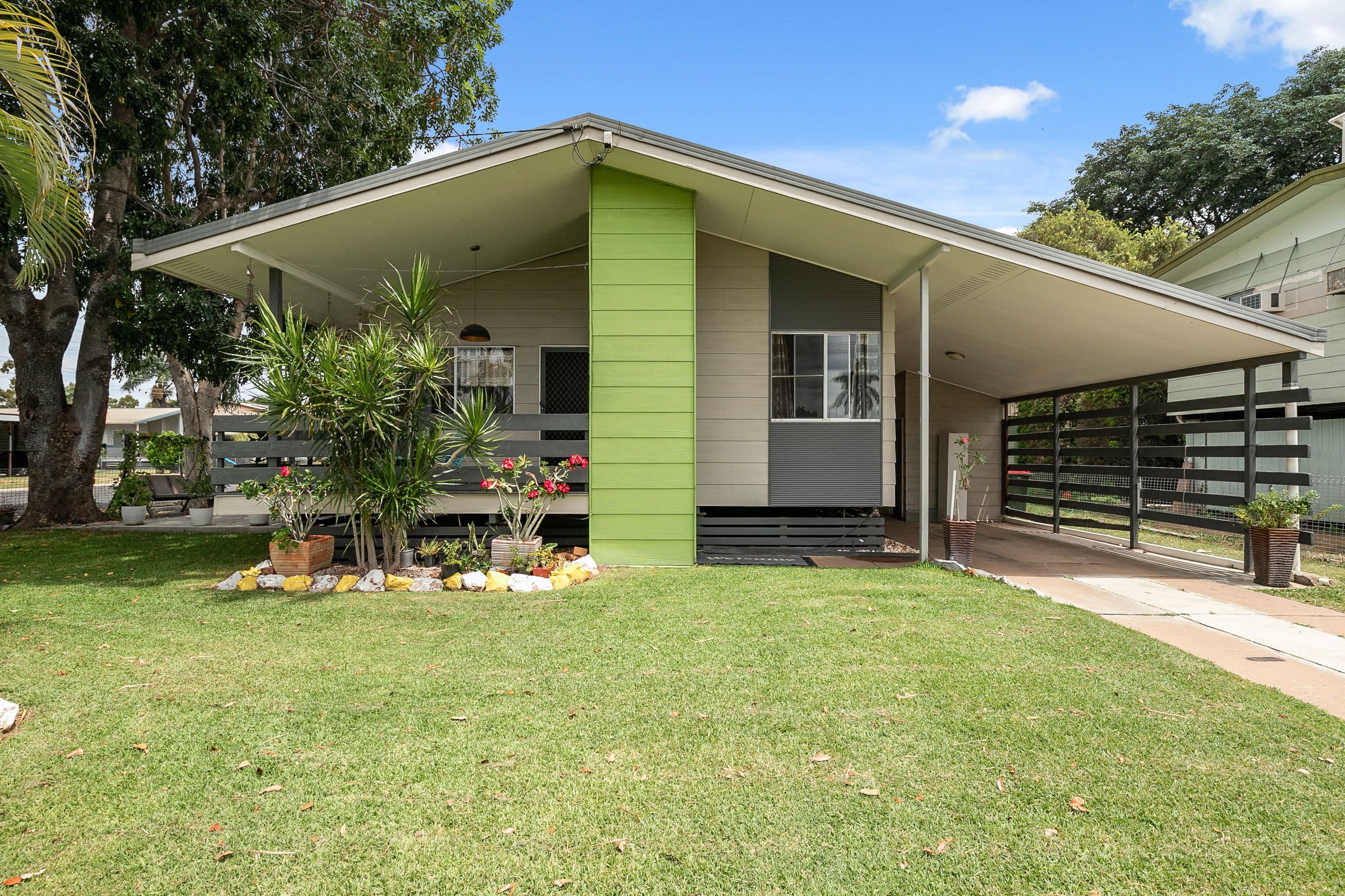 77 Hospital Road, Emerald QLD 4720, Emerald - Image 1