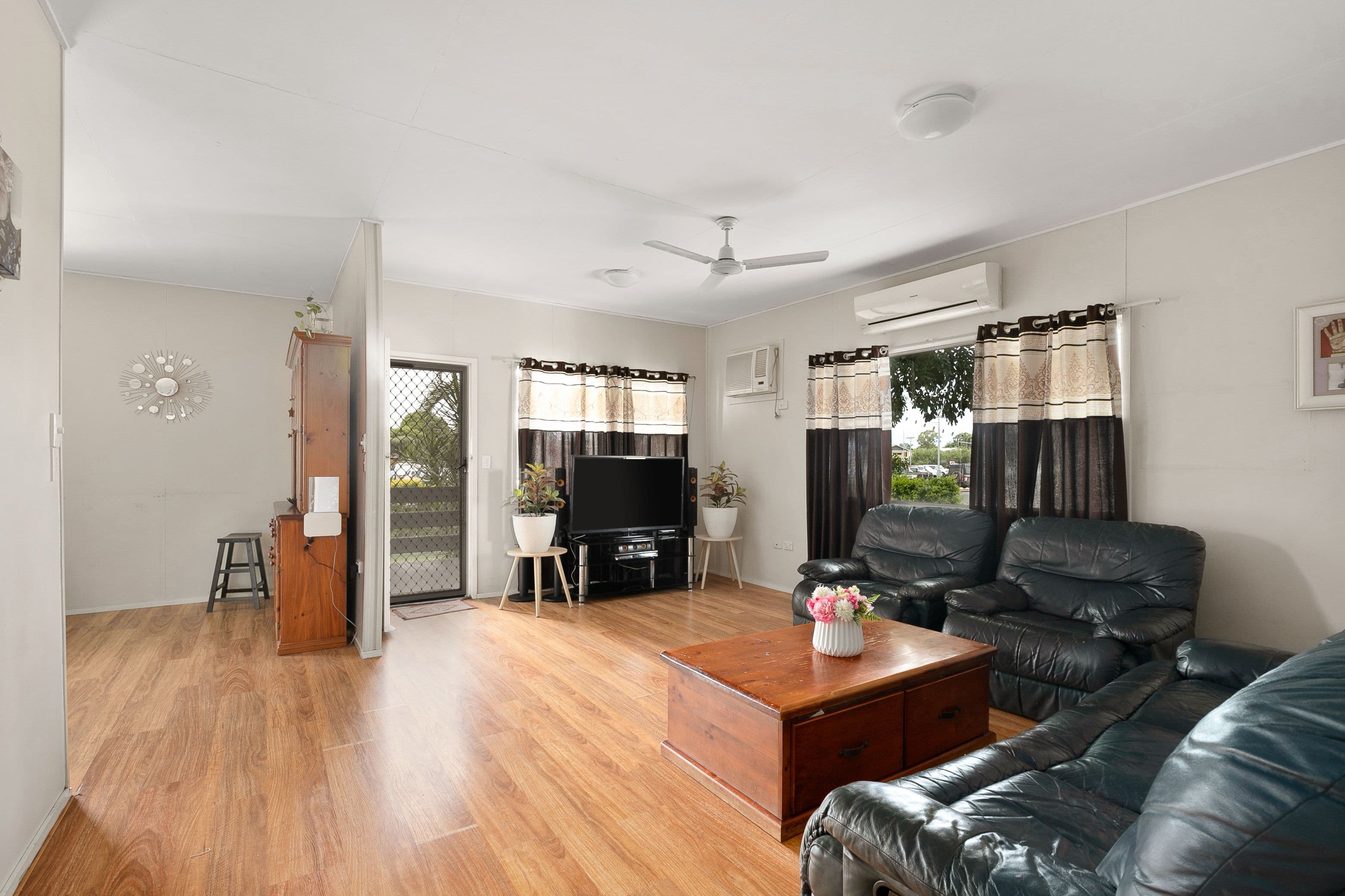 77 Hospital Road, Emerald QLD 4720, Emerald - Thumbnail 7