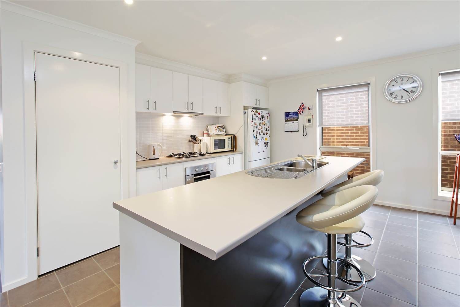 27 Springwater Drive, LARA VIC 3212, Lara - Thumbnail 3