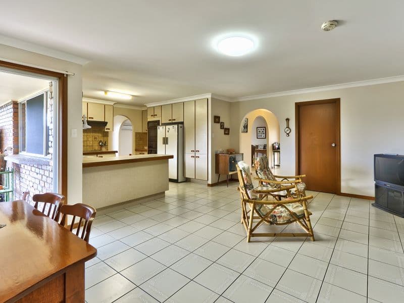 82 Cadogan Street, CARINDALE QLD 4152, Carindale - Image 1