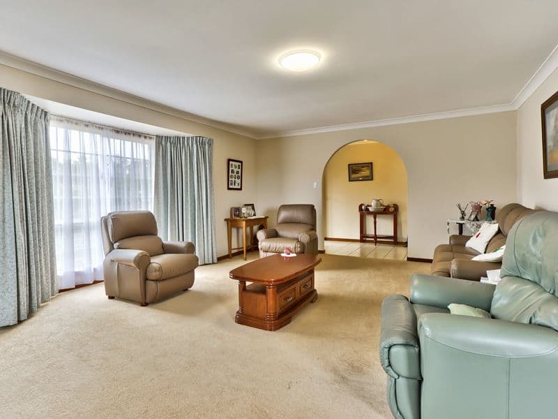 82 Cadogan Street, CARINDALE QLD 4152, Carindale - Thumbnail 2