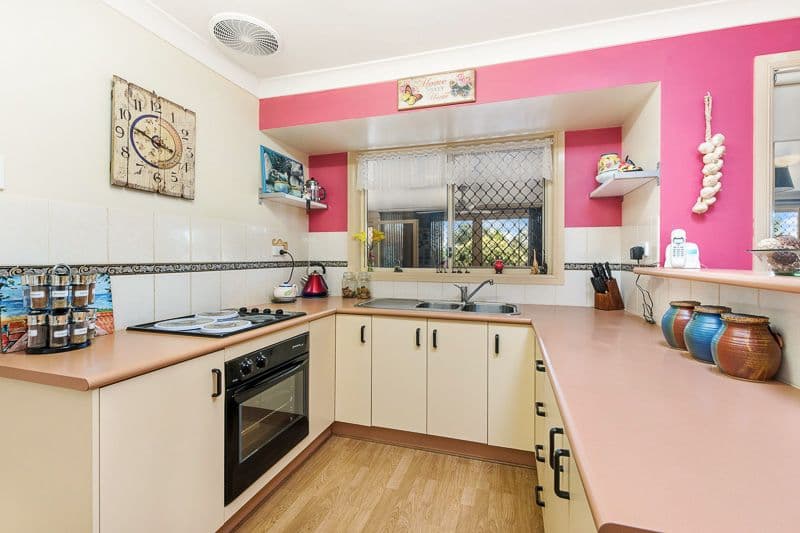 13 Persimmon Way, Doreen, Doreen - Thumbnail 2