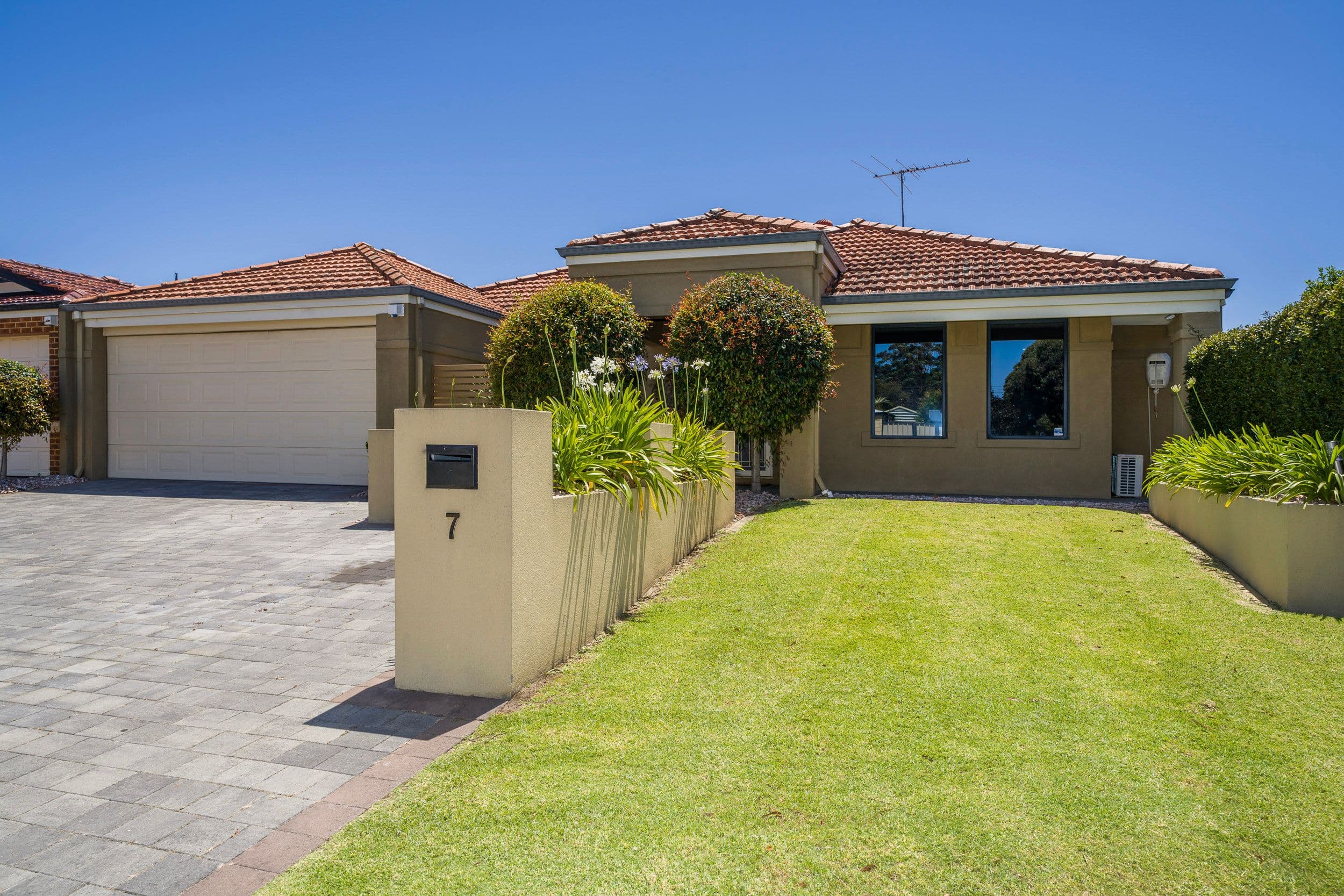 7 Bandin Place, Maida Vale WA 6057, Maida Vale - Image 1