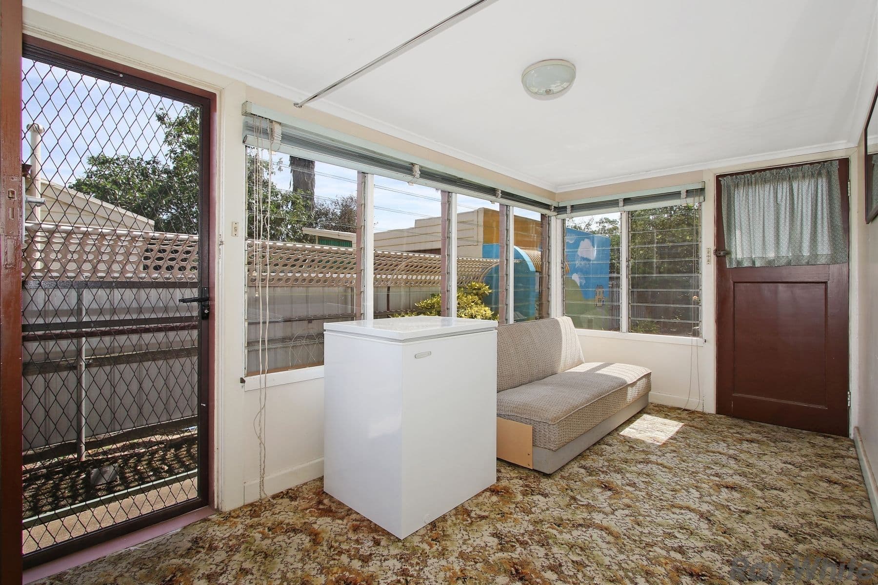 13 Swanlea Avenue, Benalla VIC 3672, Benalla - Thumbnail 6