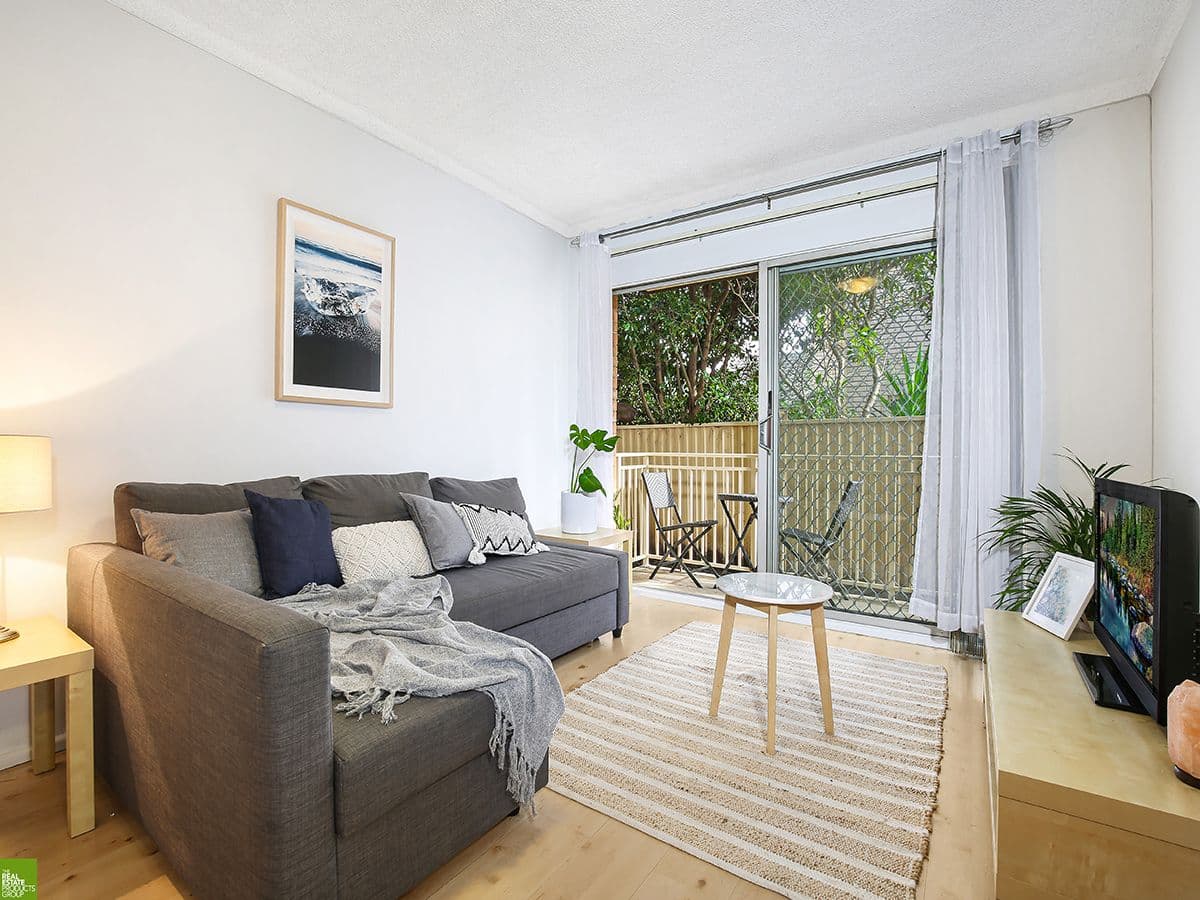 15 Gilmore Street, West Wollongong NSW 2500, West Wollongong - Image 1