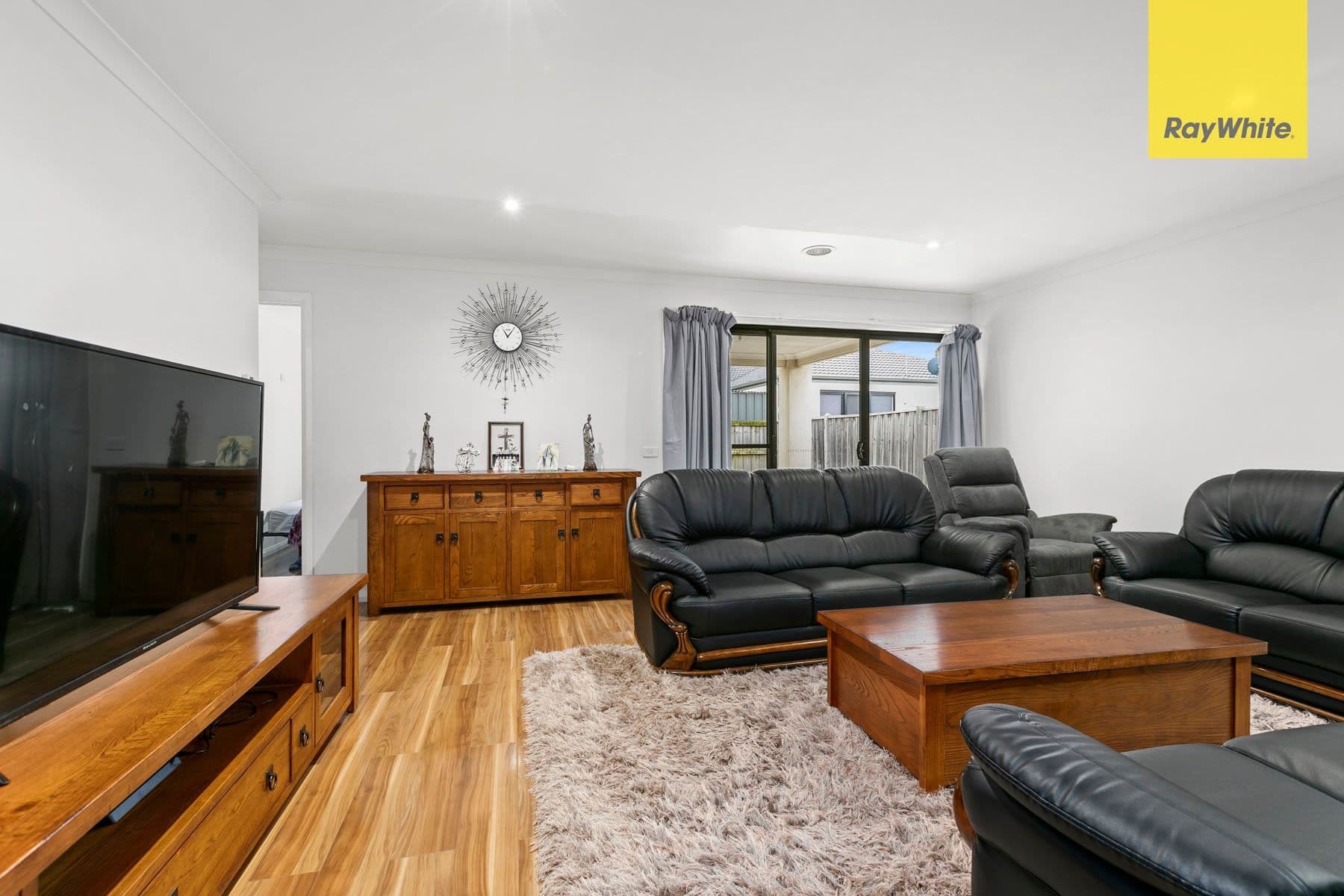 5 Cooma Place, Burnside Heights VIC 3023, Burnside Heights - Thumbnail 2