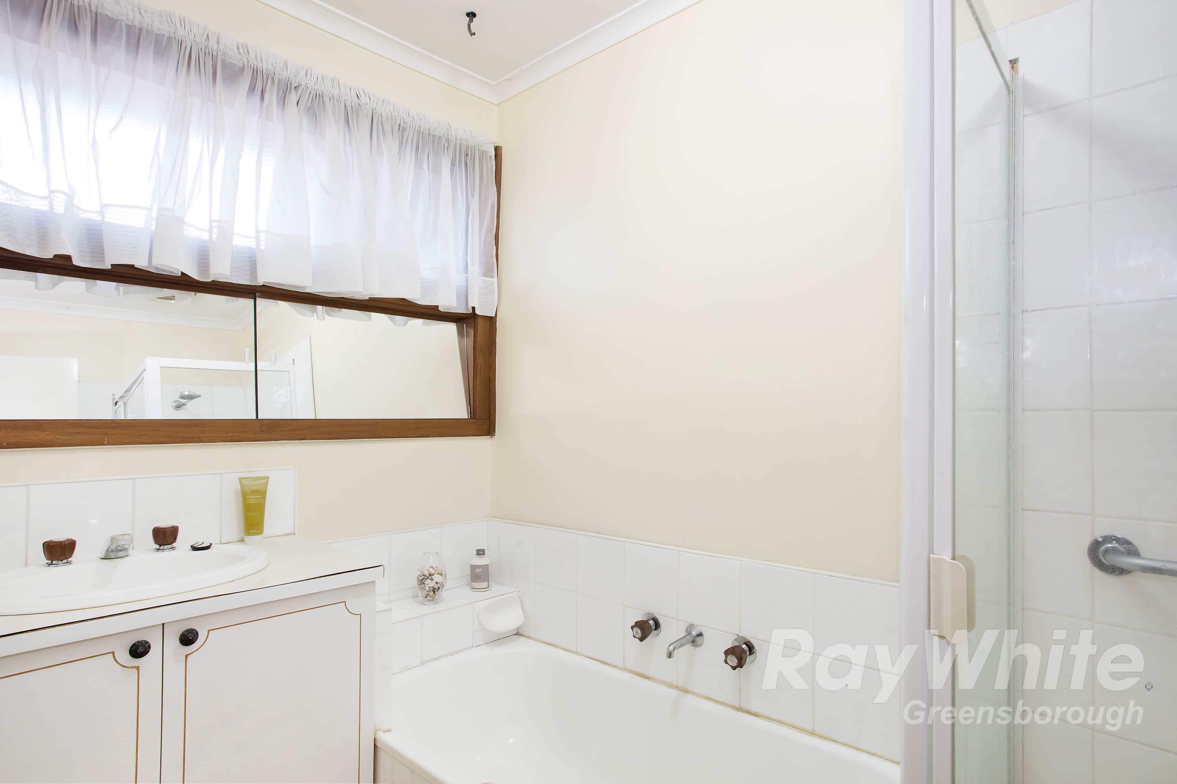 1 Hedline Place, Macleod VIC 3085, Macleod - Thumbnail 5