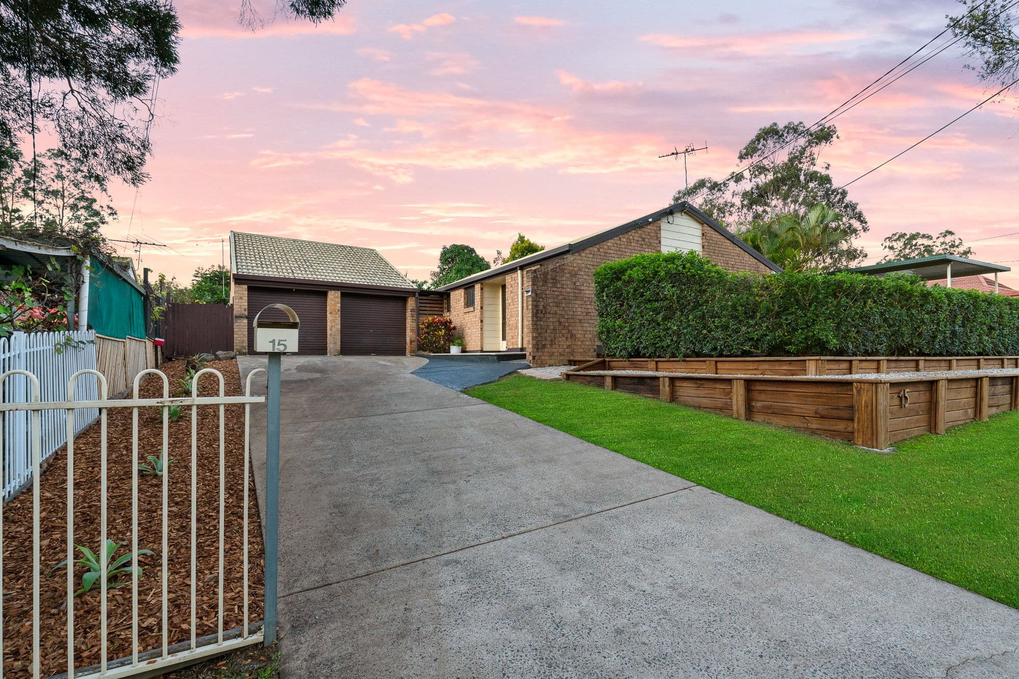 15 Gazania Street, Kingston QLD 4114, Kingston - Thumbnail 2