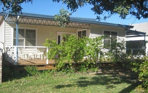 24 Warrena Street, COONAMBLE NSW 2829, Coonamble - Thumbnail 2