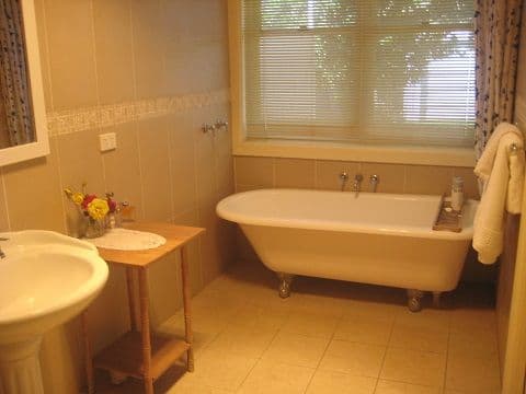 24 Warrena Street, COONAMBLE NSW 2829, Coonamble - Thumbnail 6