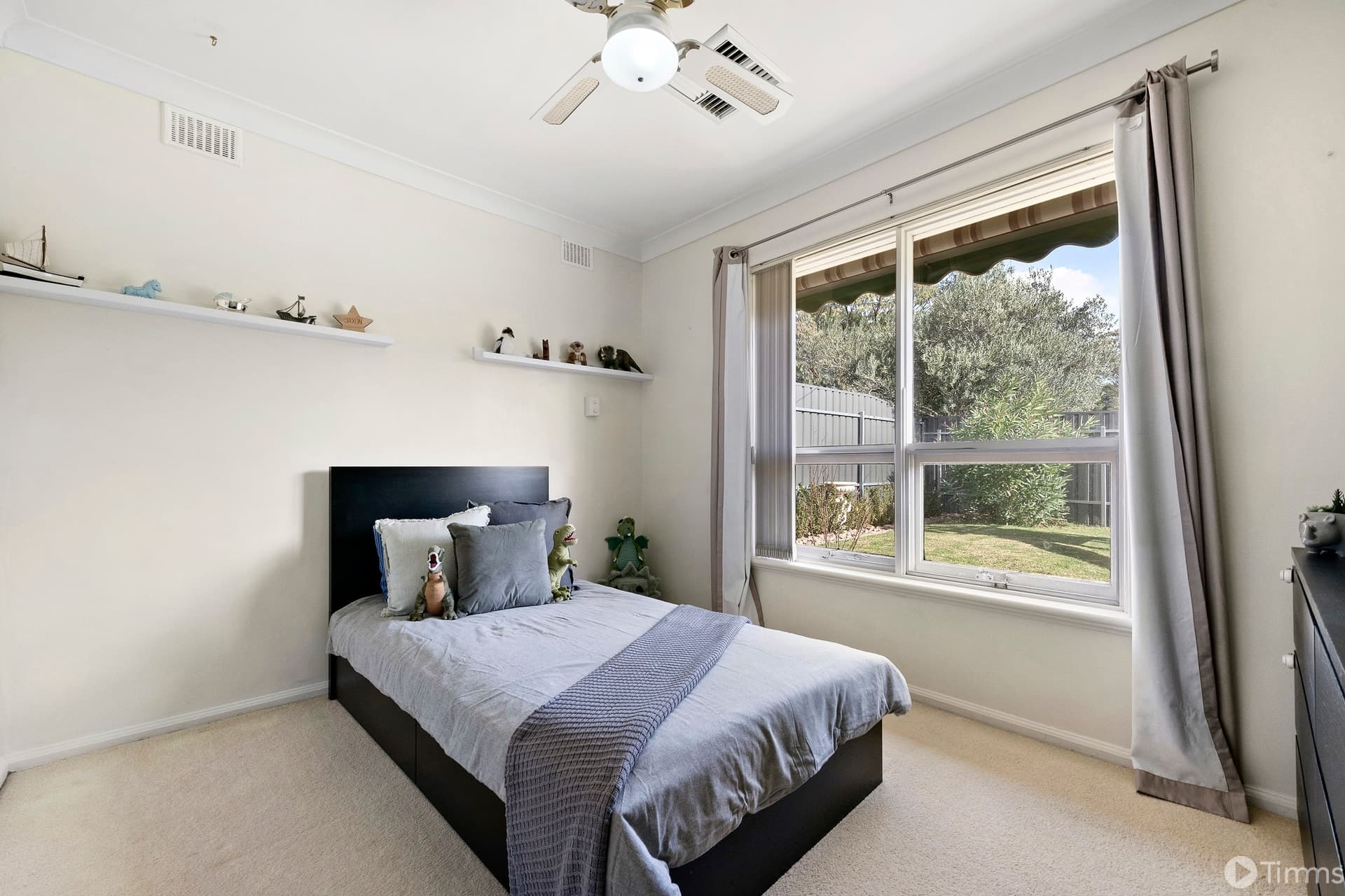 18 Carbenet Drive, Hackham - Thumbnail 6