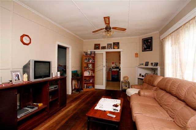 19  Ashley Street, BLACKALLS PARK NSW 2283, Blackalls Park - Thumbnail 2