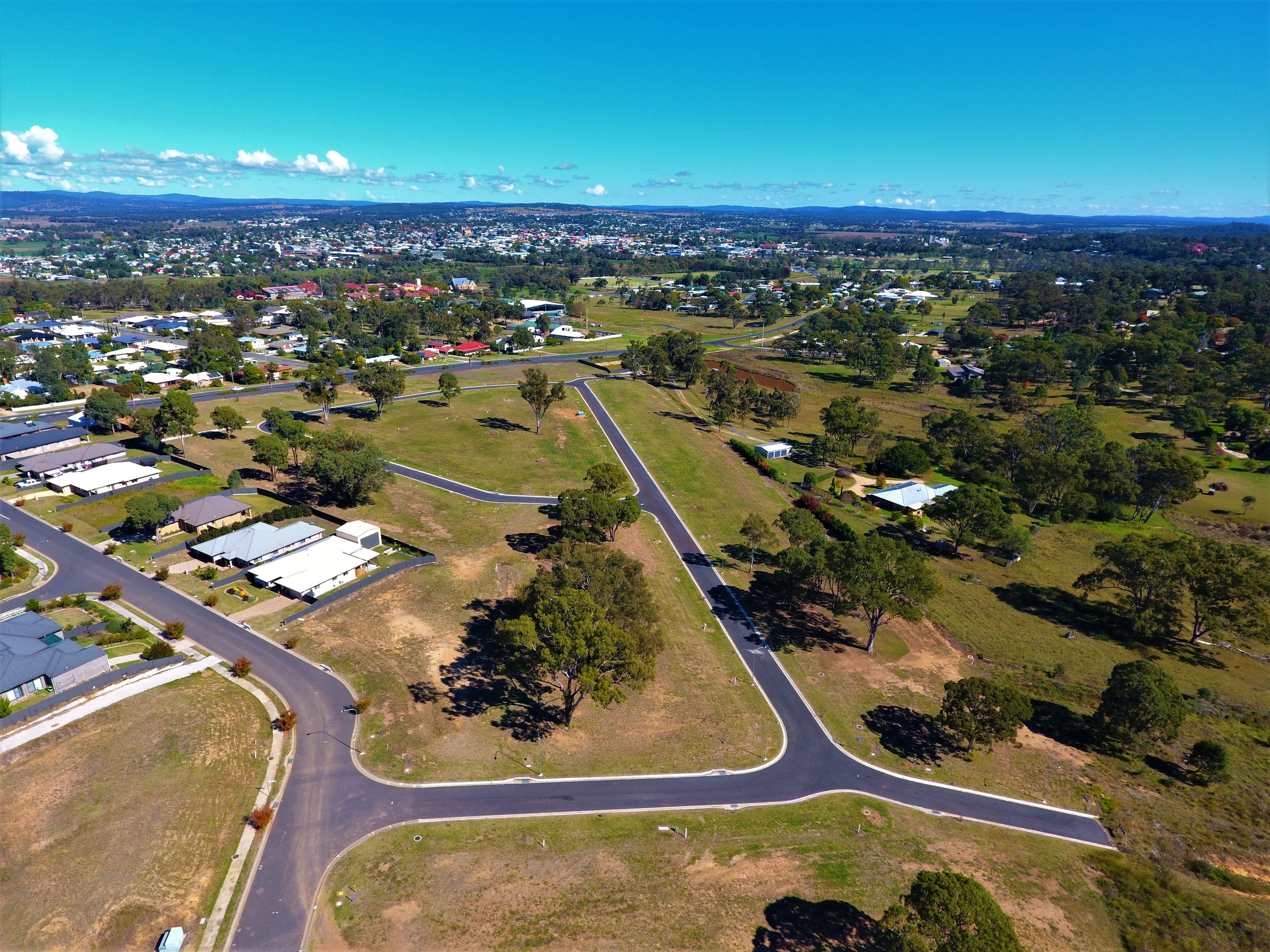 7 Pera Crescent, Warwick QLD 4370, Warwick - Thumbnail 2