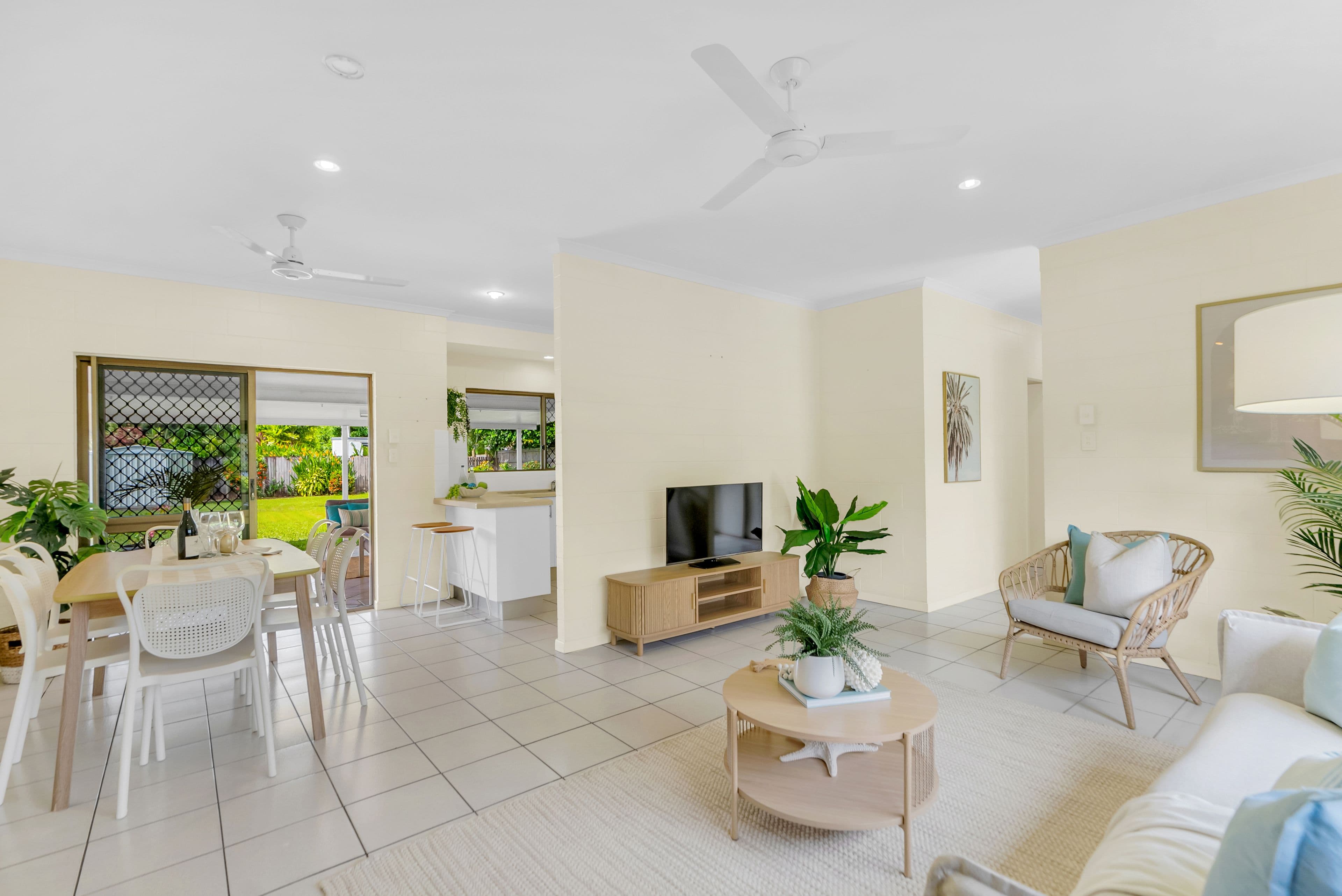 16 Limpet Close, Trinity Beach QLD 4879, Trinity Beach - Thumbnail 2