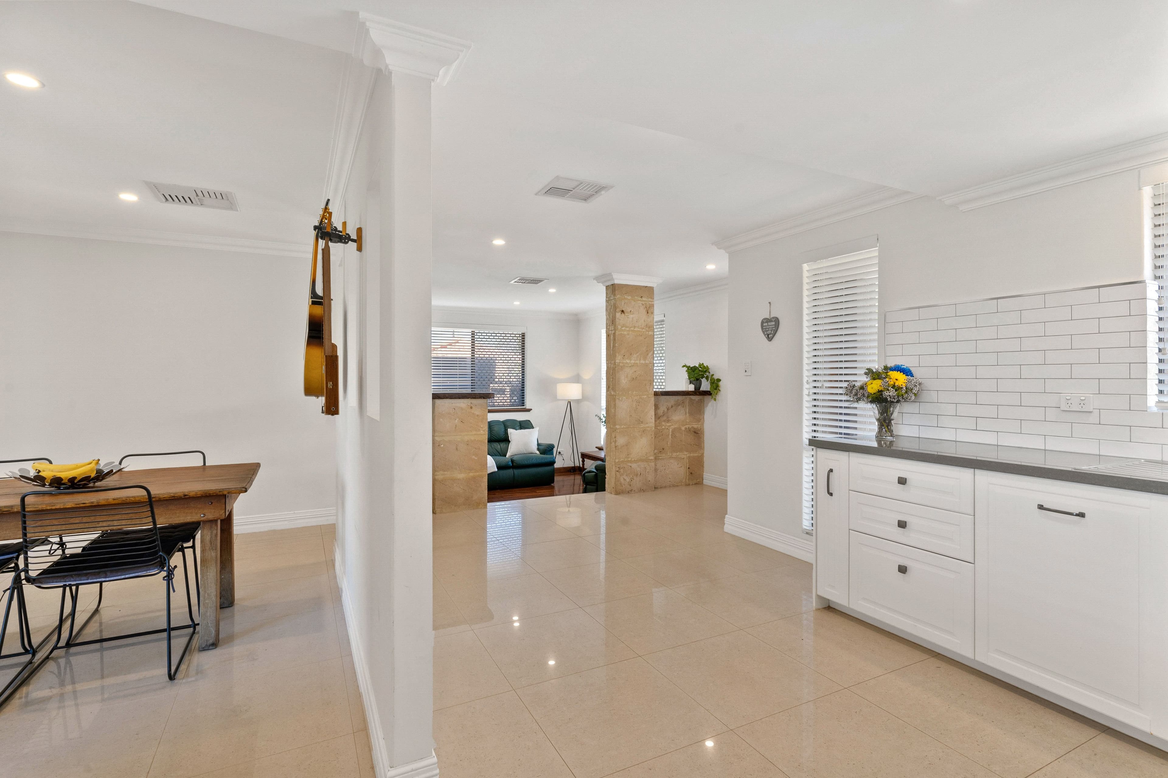 172 Bridgewater Drive, Kallaroo WA 6025, Kallaroo - Thumbnail 8