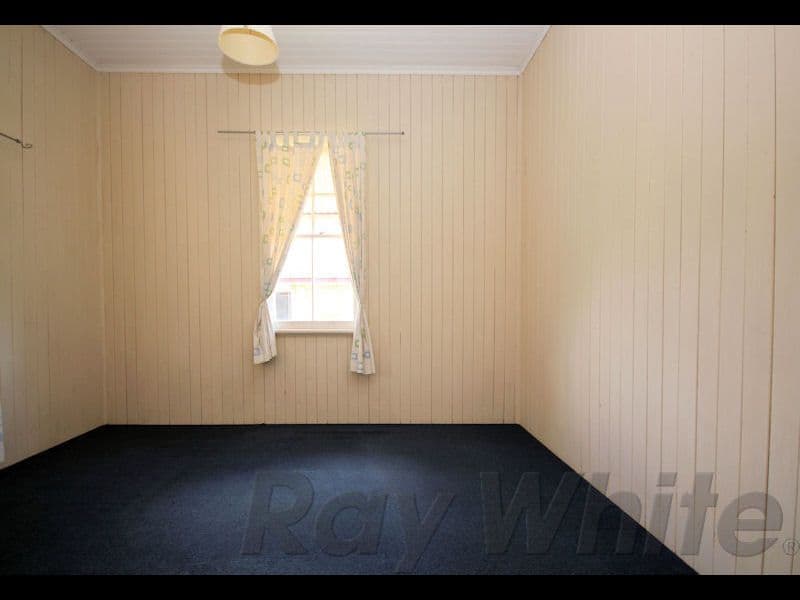 6 Bowen Street, Woodend QLD 4305, Woodend - Thumbnail 6