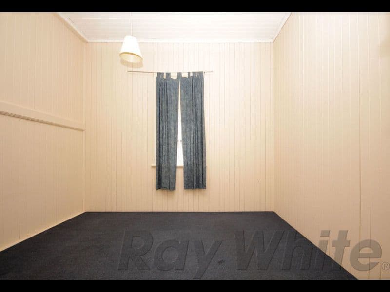 6 Bowen Street, Woodend QLD 4305, Woodend - Thumbnail 8