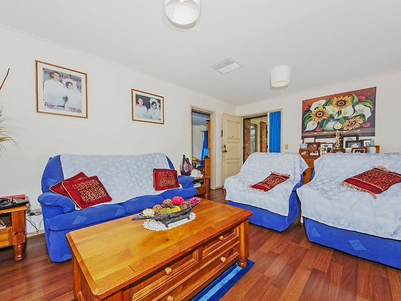 38 Silvereye Crescent, WERRIBEE VIC 3030, Werribee - Thumbnail 3