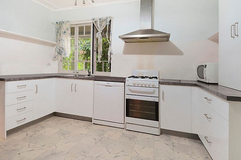 84 Nudgee Road, Hamilton QLD 4007, Hamilton - Thumbnail 5