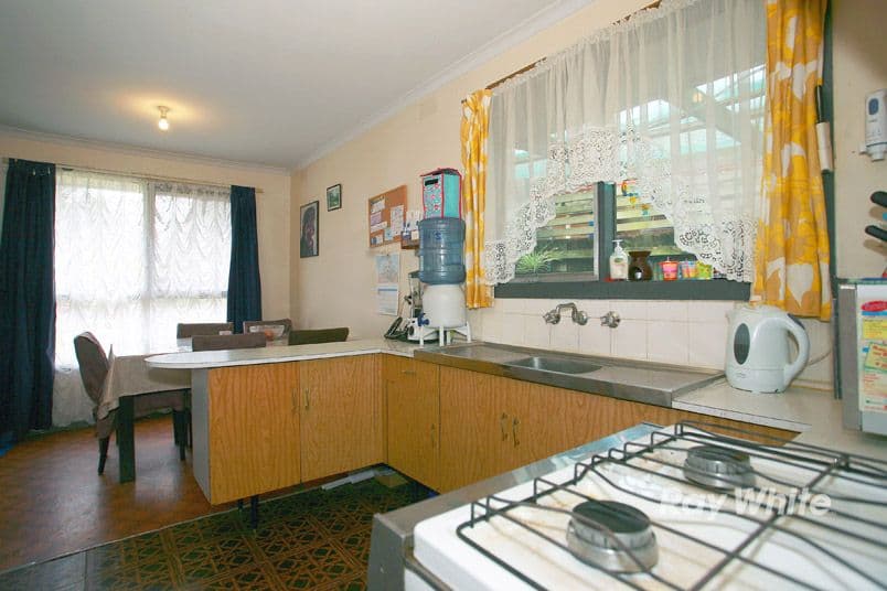 22 Huntsman Drive, NOBLE PARK VIC 3174, Noble Park - Thumbnail 3