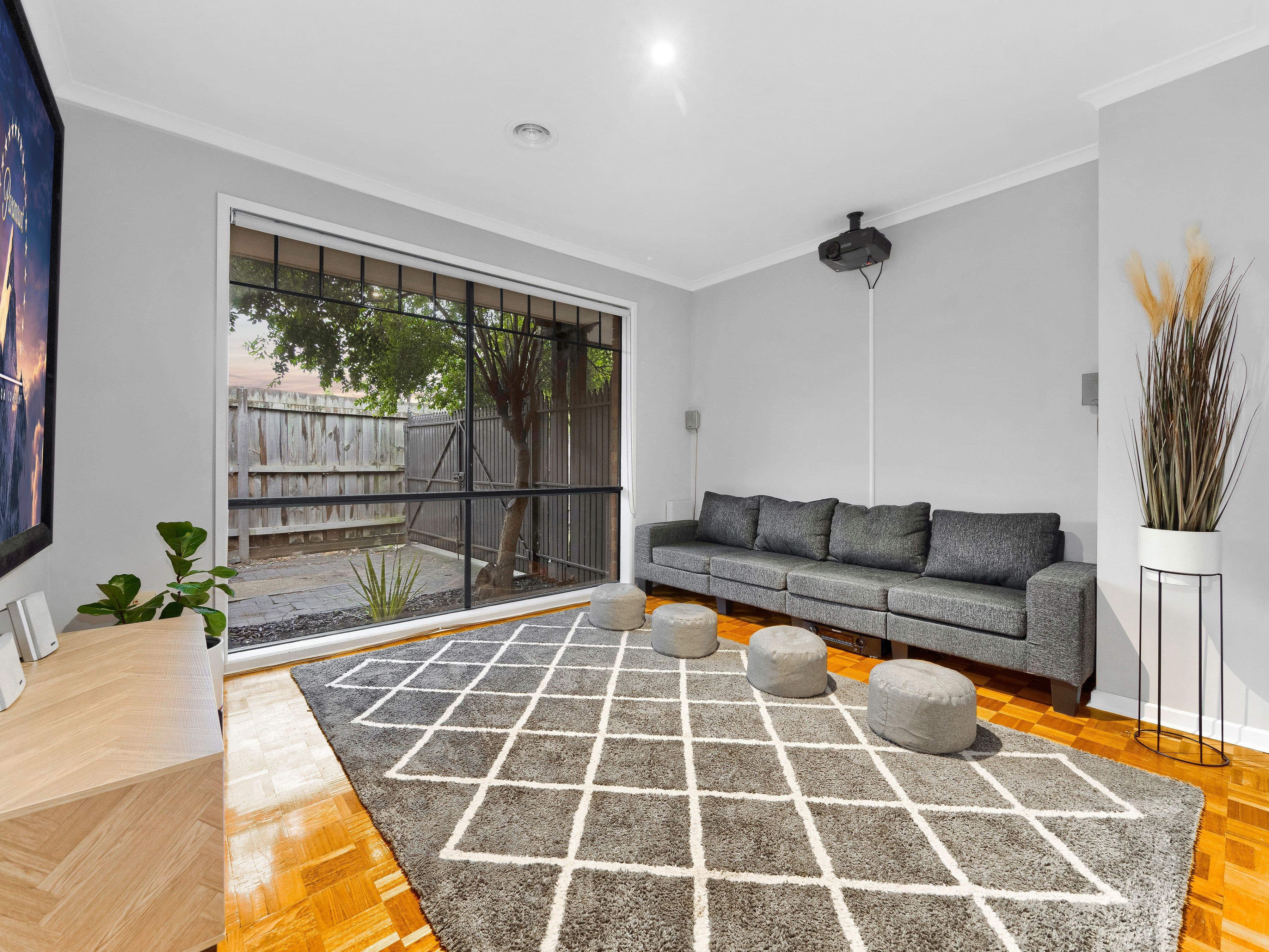 2 Fishburn Place, Cranbourne West VIC 3977, Cranbourne West - Thumbnail 4