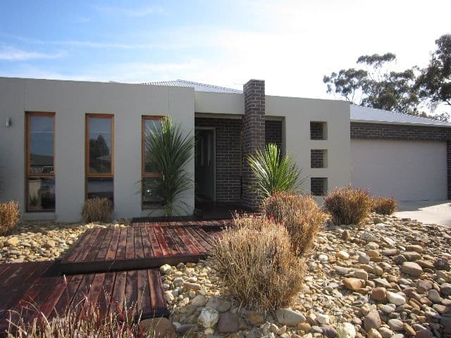 2 Dumfries Court, MOAMA NSW 2731, Moama - Image 1