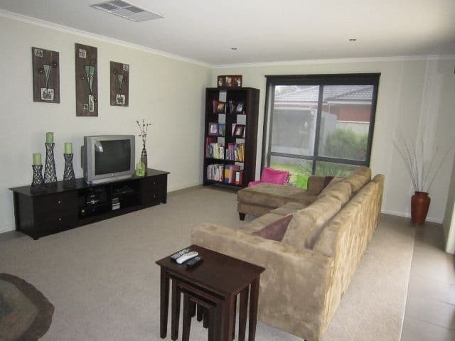 2 Dumfries Court, MOAMA NSW 2731, Moama - Thumbnail 4
