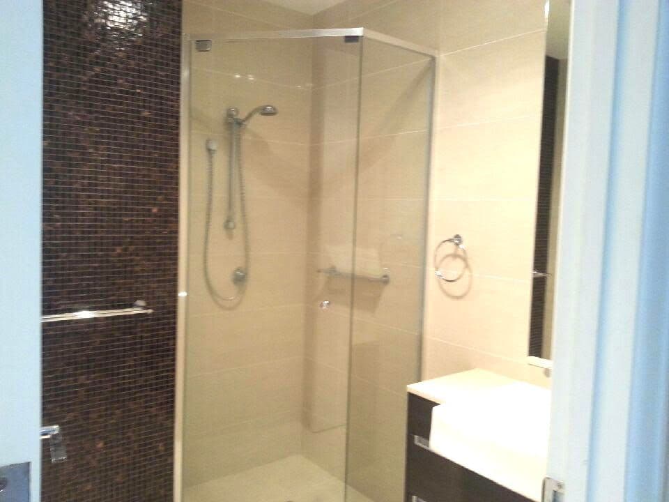 32 Oatland Esplanade, Runaway Bay QLD 4216, Runaway Bay - Thumbnail 5