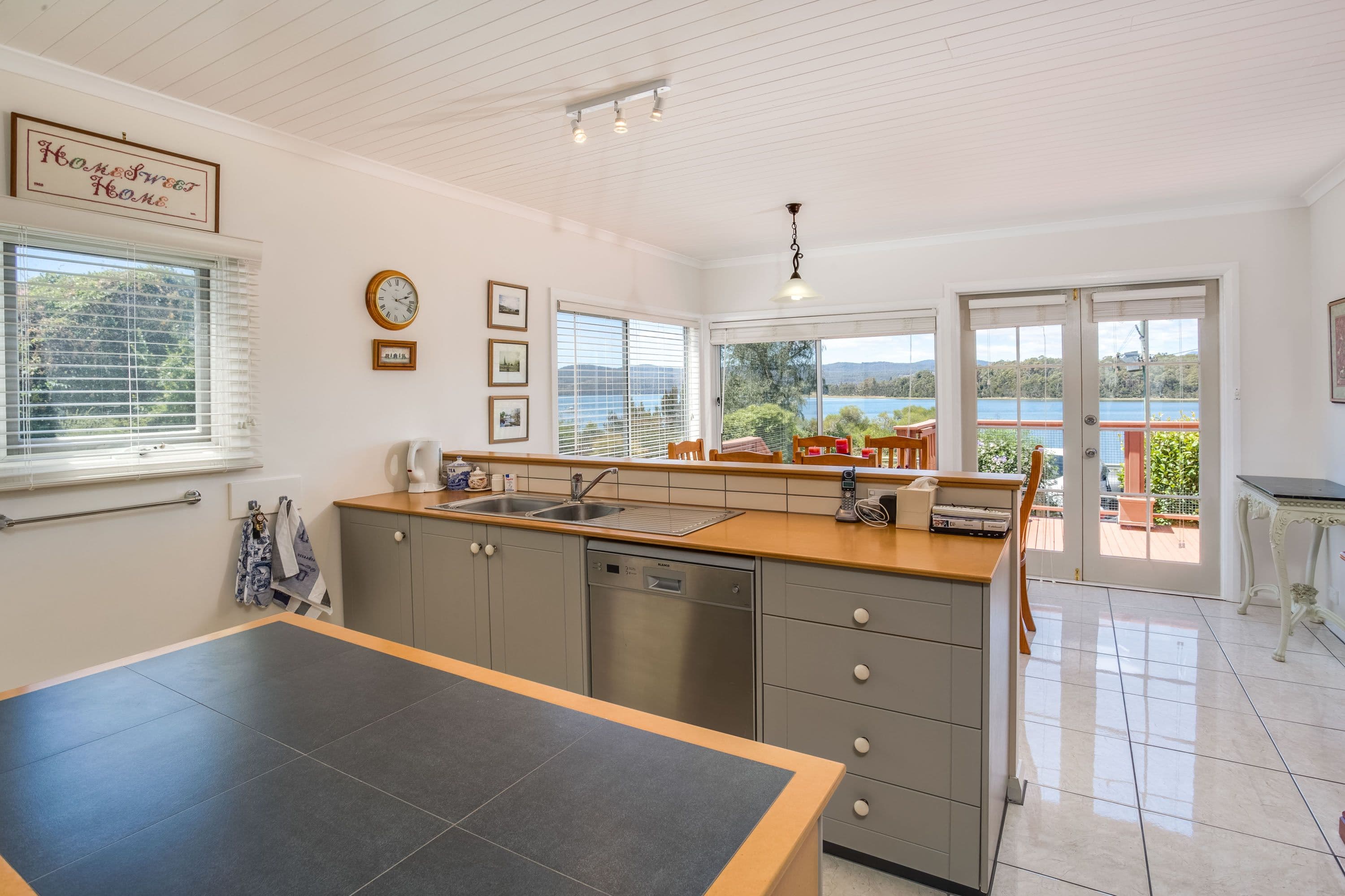 125 Gravelly Beach Road, Blackwall TAS 7275, Blackwall - Thumbnail 2