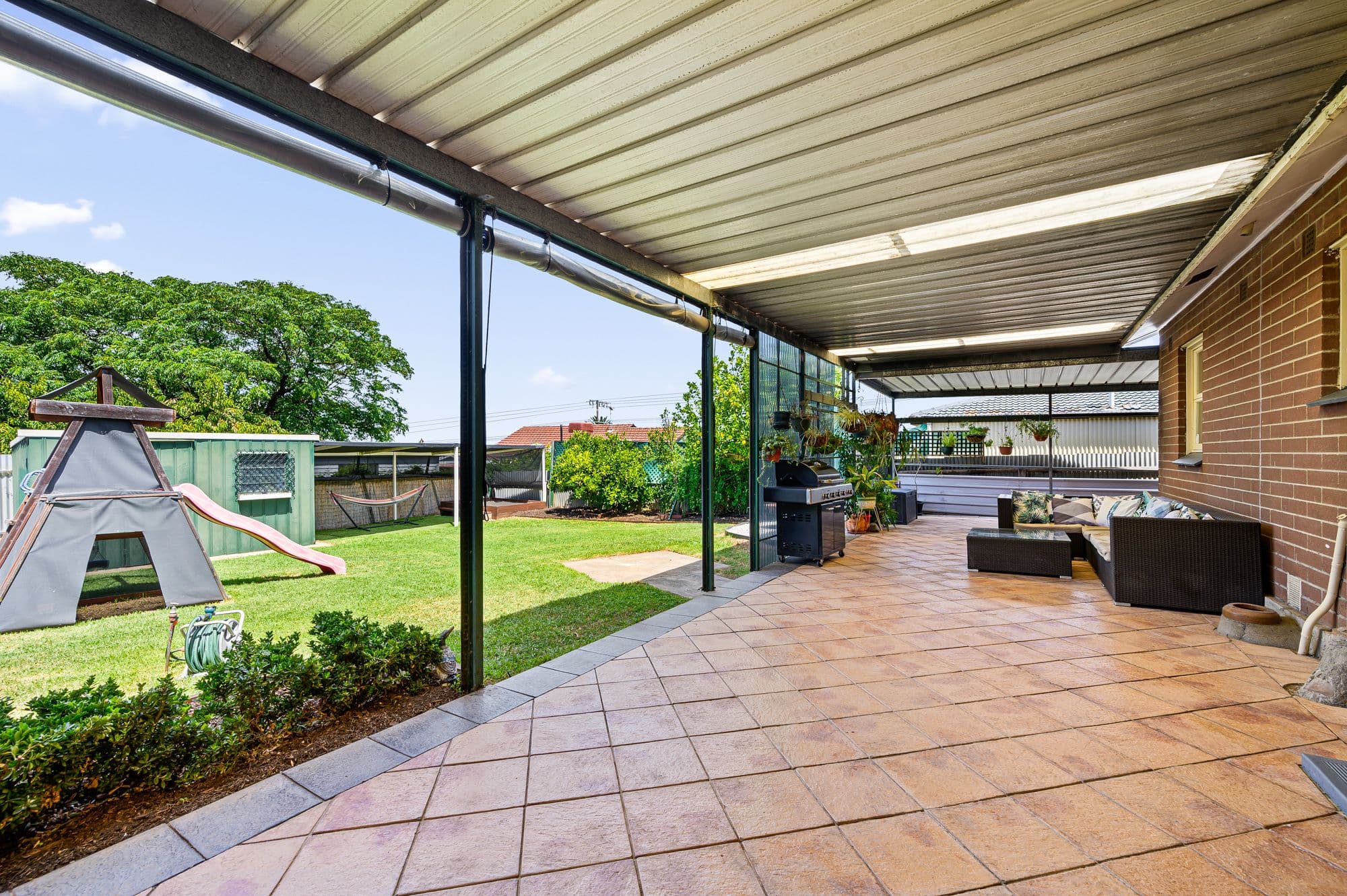 4 Moorong Road, O'Sullivan Beach SA 5166, O'Sullivan Beach - Thumbnail 2