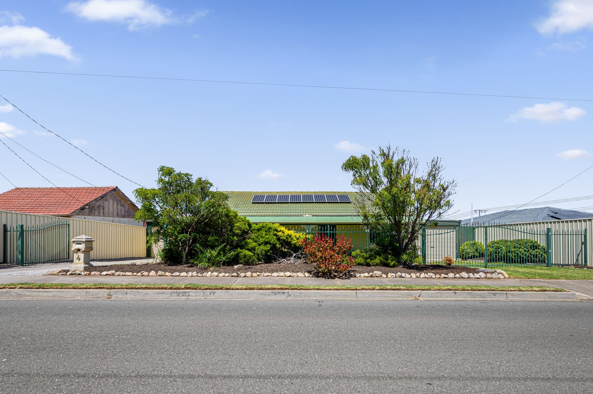 4 Moorong Road, O'Sullivan Beach SA 5166, O'Sullivan Beach - Thumbnail 3