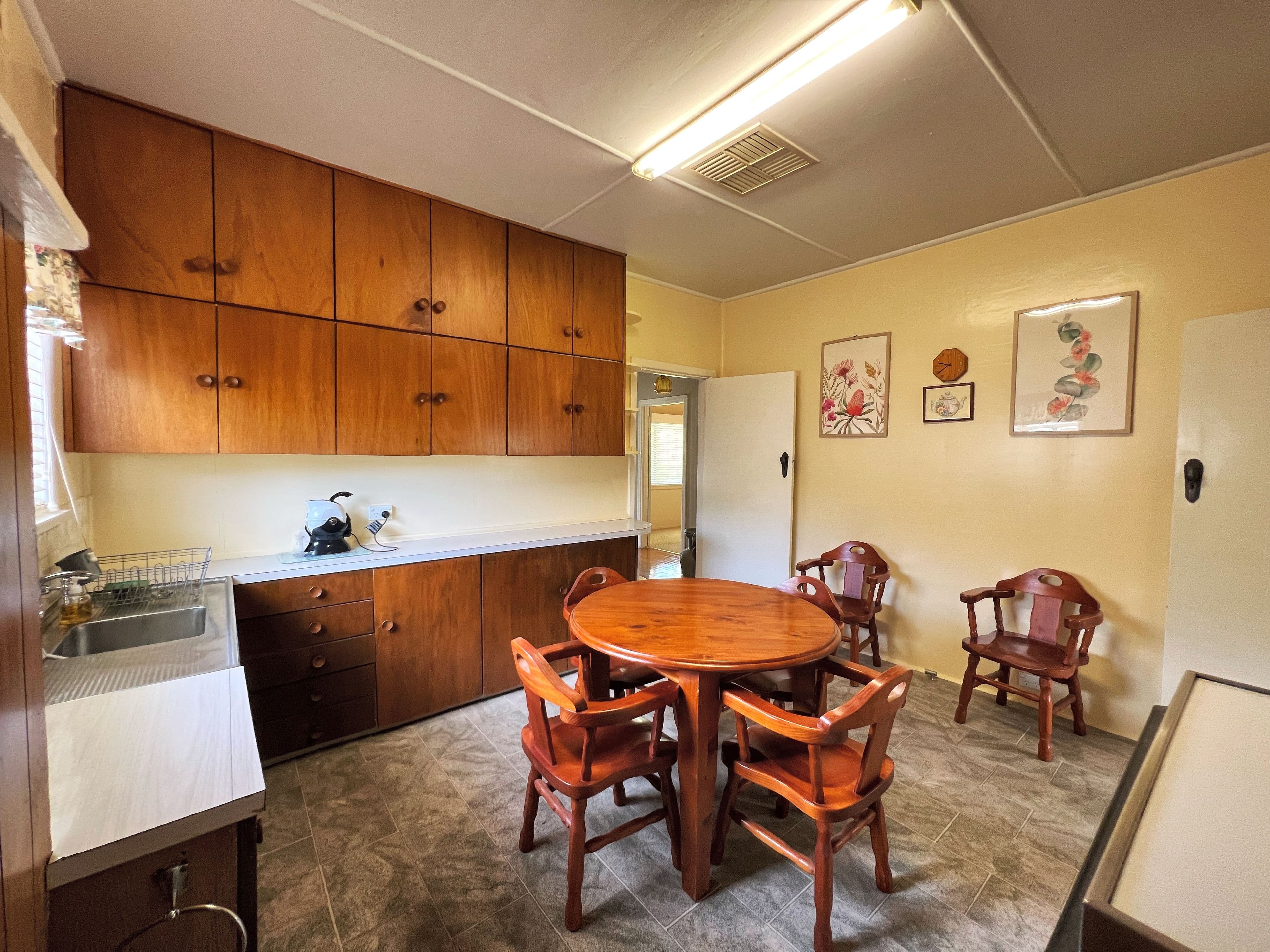 5 Rae Street, Forbes NSW 2871, Forbes - Thumbnail 4