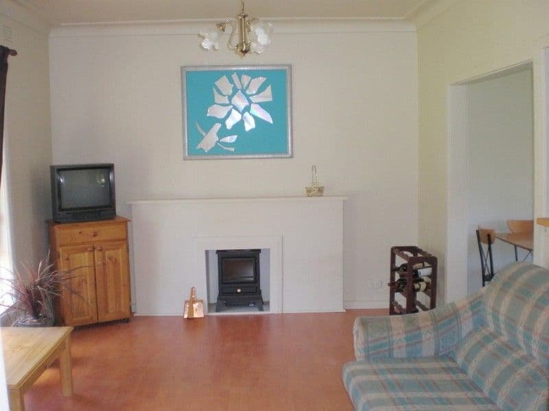 145 Turana Street, NORTH ALBURY NSW 2640, North Albury - Thumbnail 2