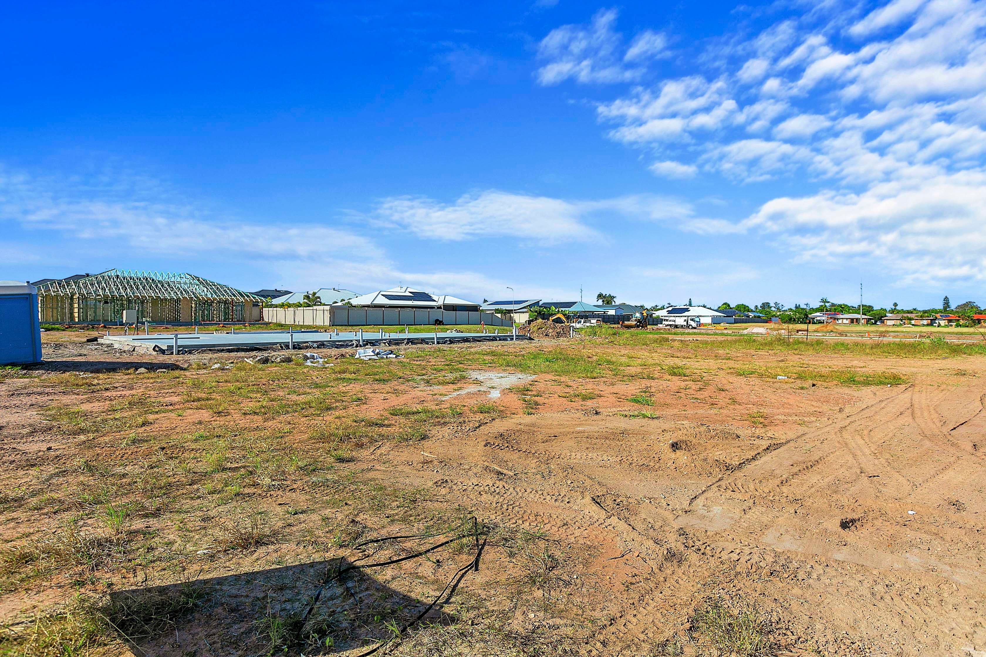 14 Quarterdeck Avenue, Pialba QLD 4655, Pialba - Thumbnail 5