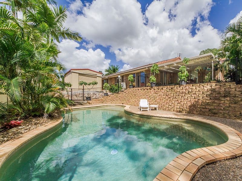 28 Colonsay Crescent, Merrimac QLD 4226, Merrimac - Thumbnail 3