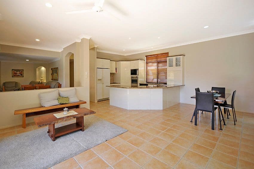 25 Tropicana Circuit, Burleigh Waters QLD 4220, Burleigh Waters - Thumbnail 3