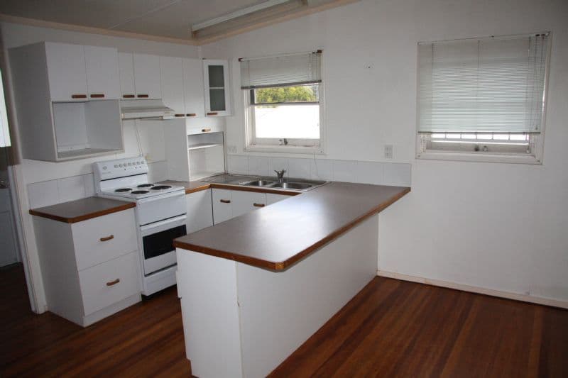 11 Heilbromm Street, STAFFORD HEIGHTS QLD 4053, Stafford Heights - Thumbnail 3