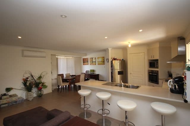 13 Paul Place, Glass House Mountains QLD 4518, Glass House Mountains - Thumbnail 7