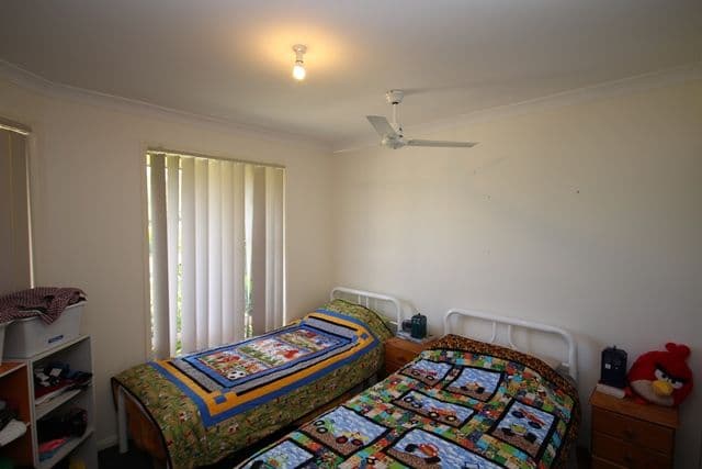 13 Paul Place, Glass House Mountains QLD 4518, Glass House Mountains - Thumbnail 8