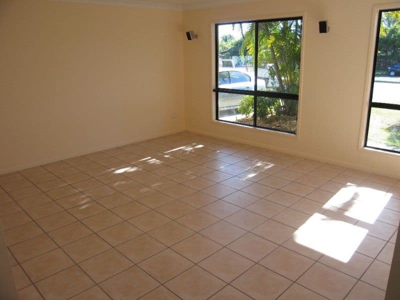 36 Amhurst Street, SLADE POINT QLD 4740, Slade Point - Thumbnail 5