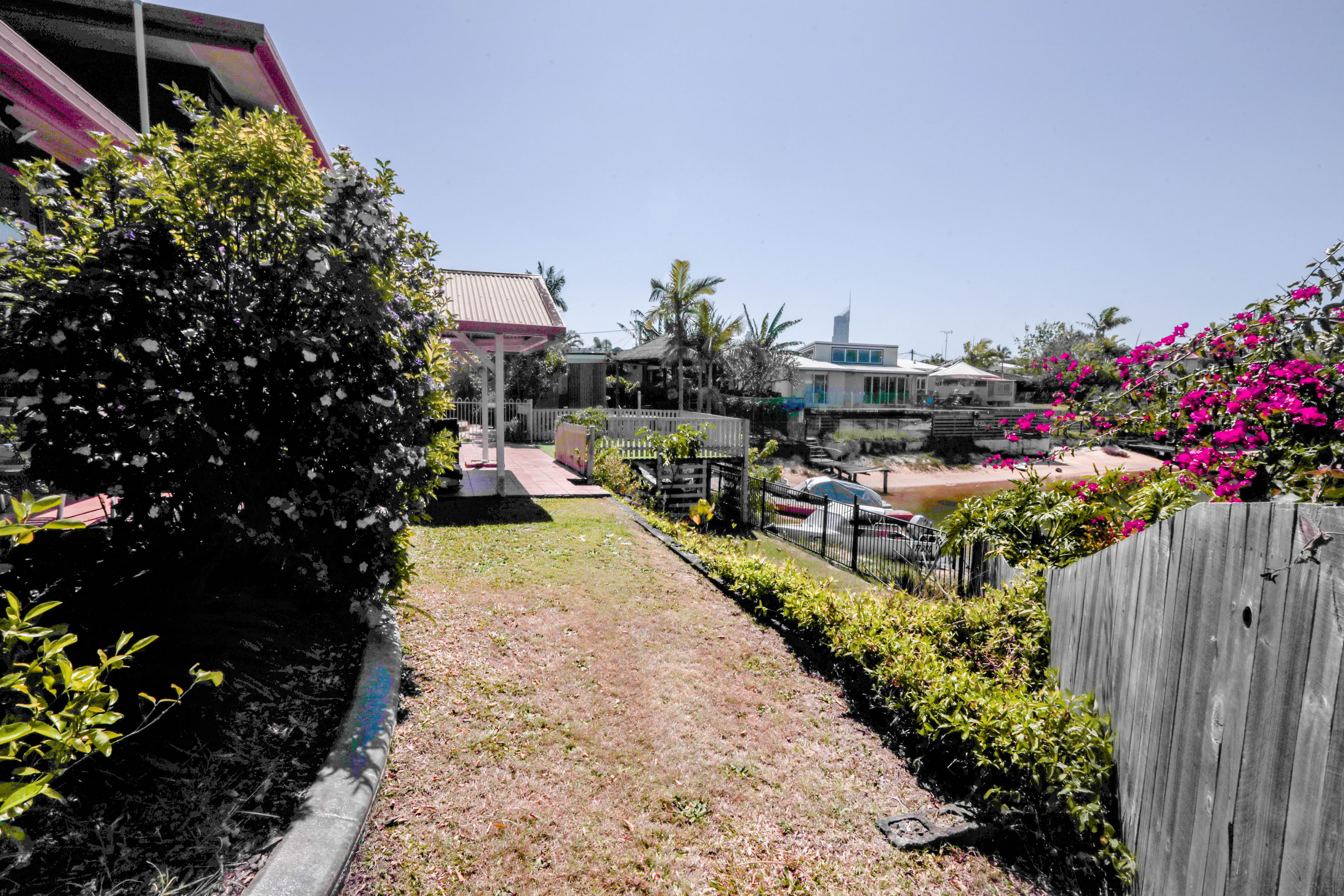 8 Pacific Boulevard, Broadbeach Waters QLD 4218, Broadbeach Waters - Thumbnail 8