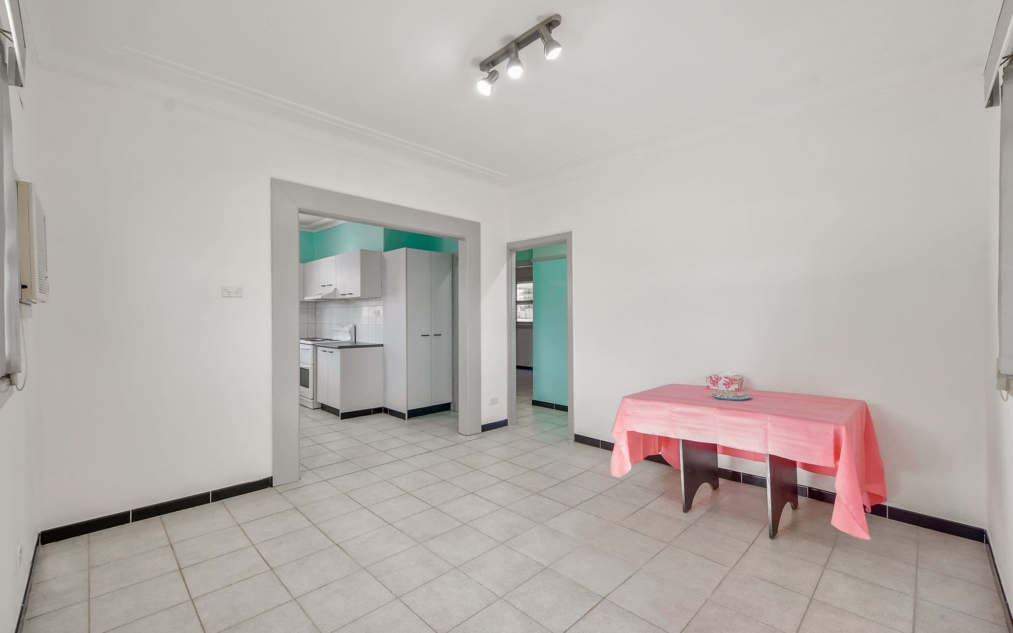 10 Phyllis Street, Minto NSW 2566, Minto - Thumbnail 4