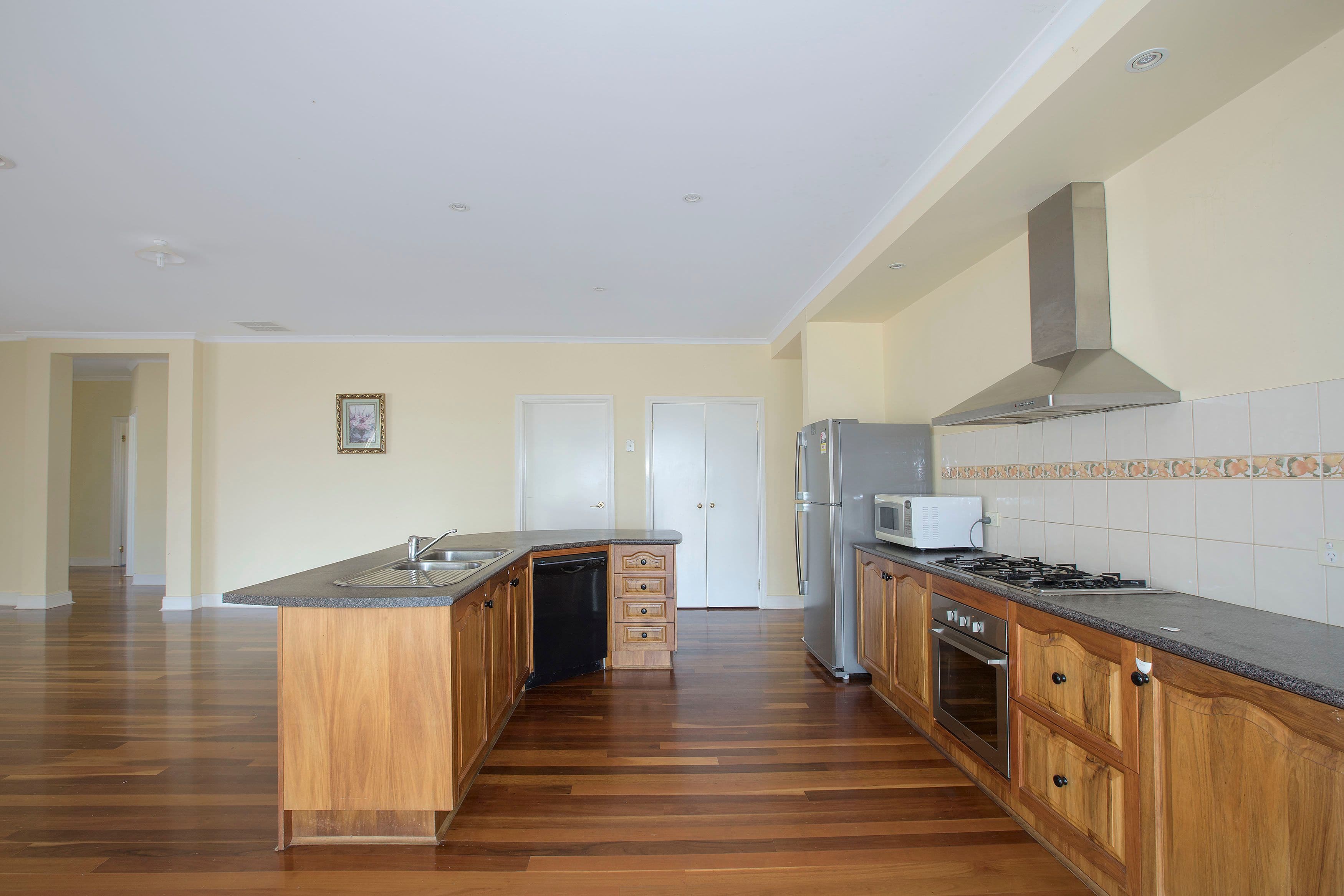 20 Viewbank Rise, LOVELY BANKS VIC 3213, Lovely Banks - Thumbnail 3
