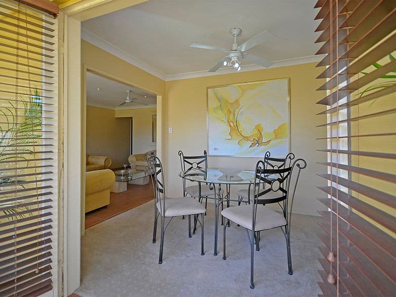 48 Coogeen Street, SORRENTO QLD 4217, Sorrento - Thumbnail 6