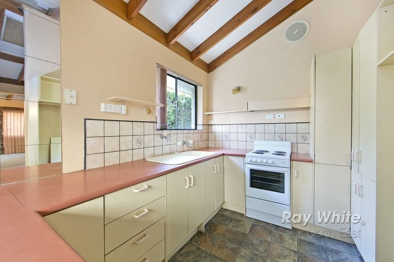 9 Chapman Crescent, Redwood Park SA 5097, Redwood Park - Thumbnail 3