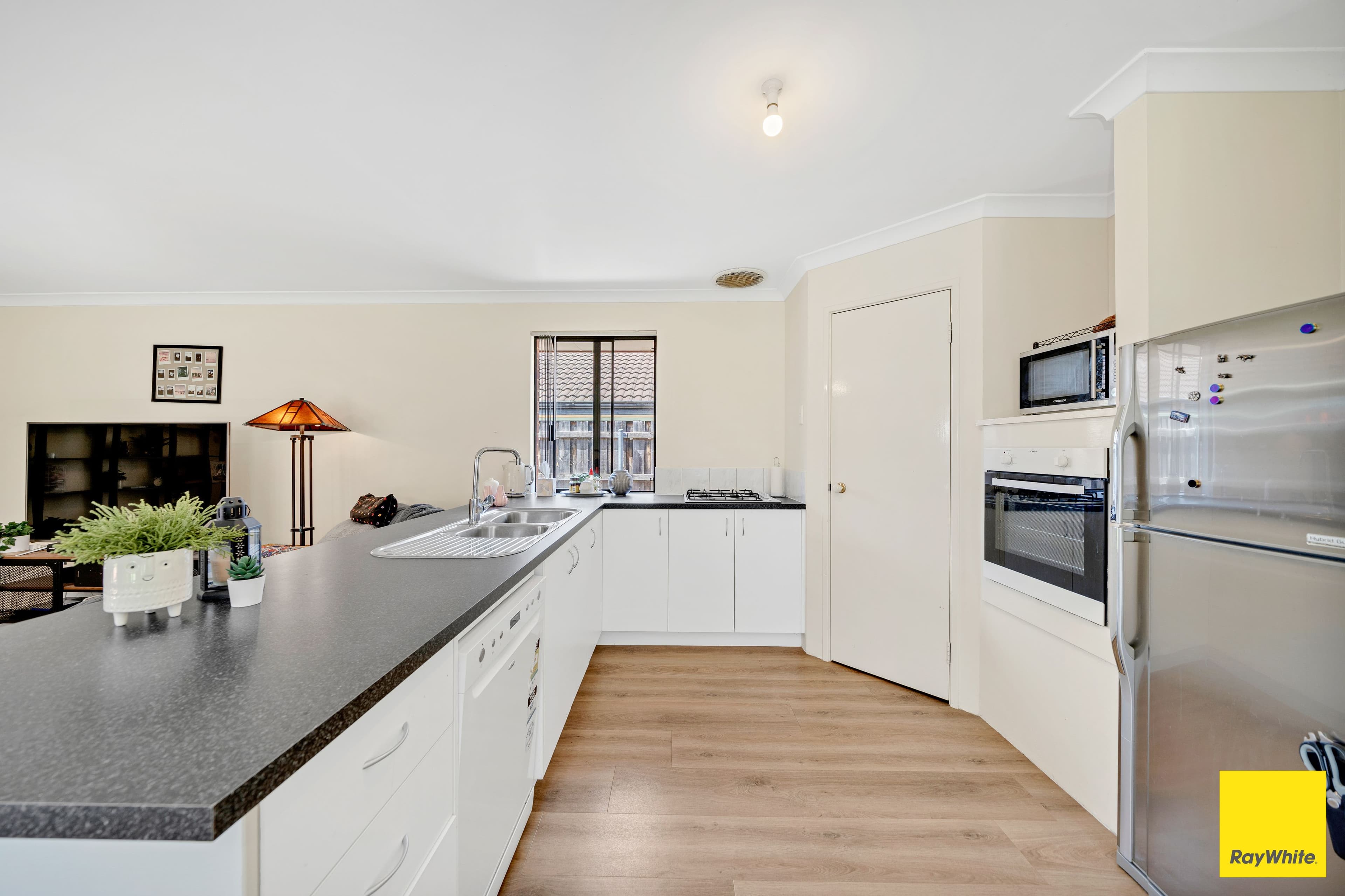 12 Milson Terrace, Ellenbrook WA 6069, Ellenbrook - Thumbnail 6