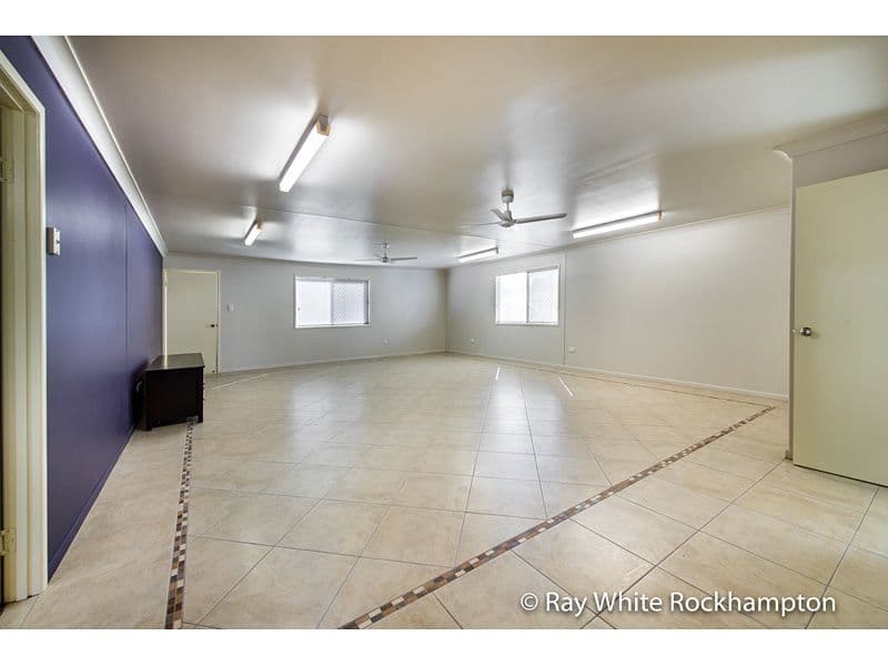 254 Hook Street, Berserker QLD 4701, Berserker - Thumbnail 3