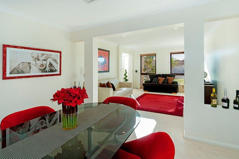4 Parkwater Terrace, HELENSVALE QLD 4212, Helensvale - Thumbnail 2