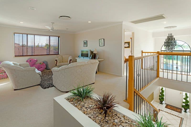 4 Parkwater Terrace, HELENSVALE QLD 4212, Helensvale - Thumbnail 3
